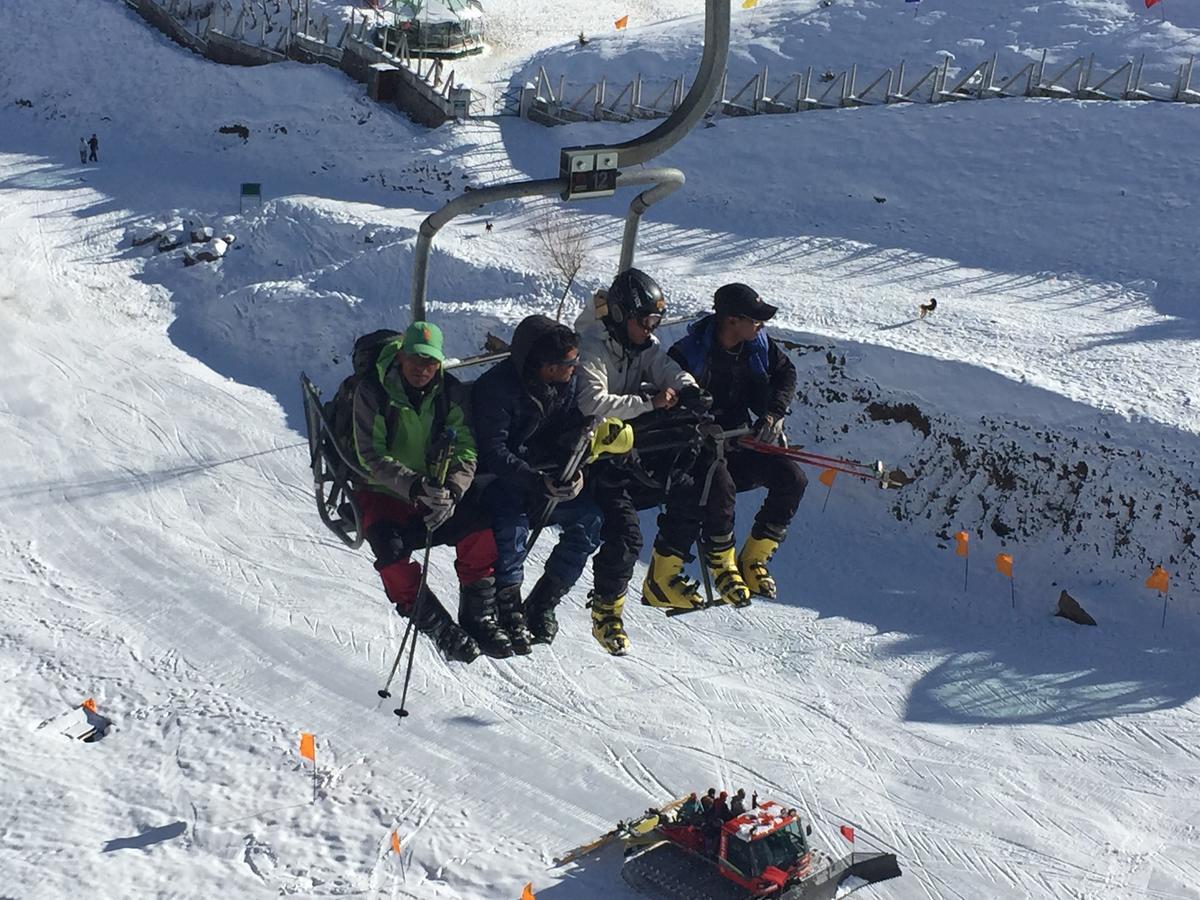 Clifftop Club Auli Joshīmath Dış mekan fotoğraf