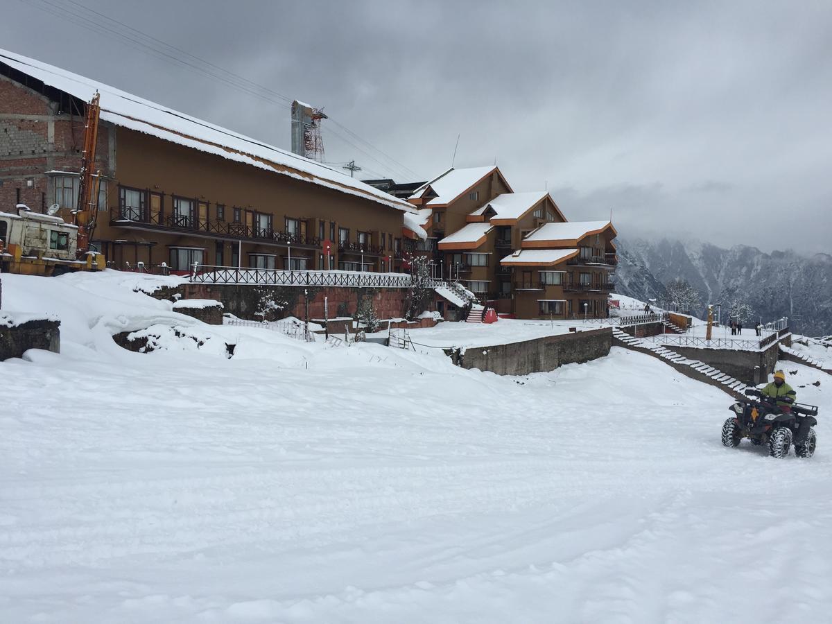 Clifftop Club Auli Joshīmath Dış mekan fotoğraf