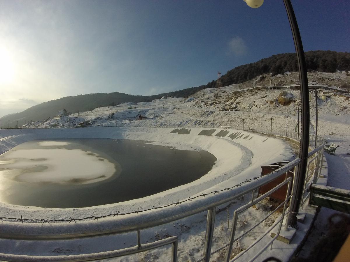 Clifftop Club Auli Joshīmath Dış mekan fotoğraf